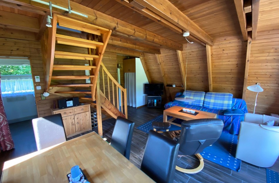 Blick ins Wohnzimmer